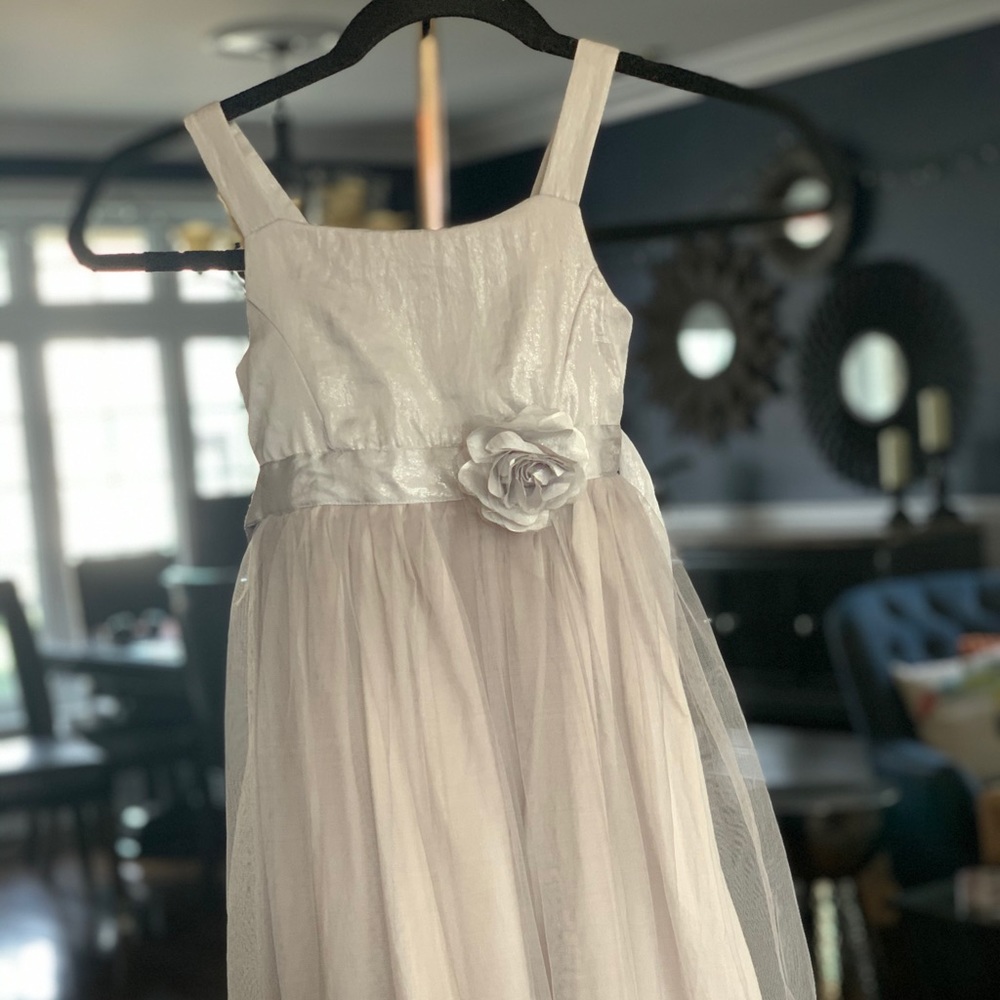 🎁 Gorgeous silver dress from H&M